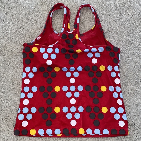 Nike Performance Tank - Picture 4 of 4